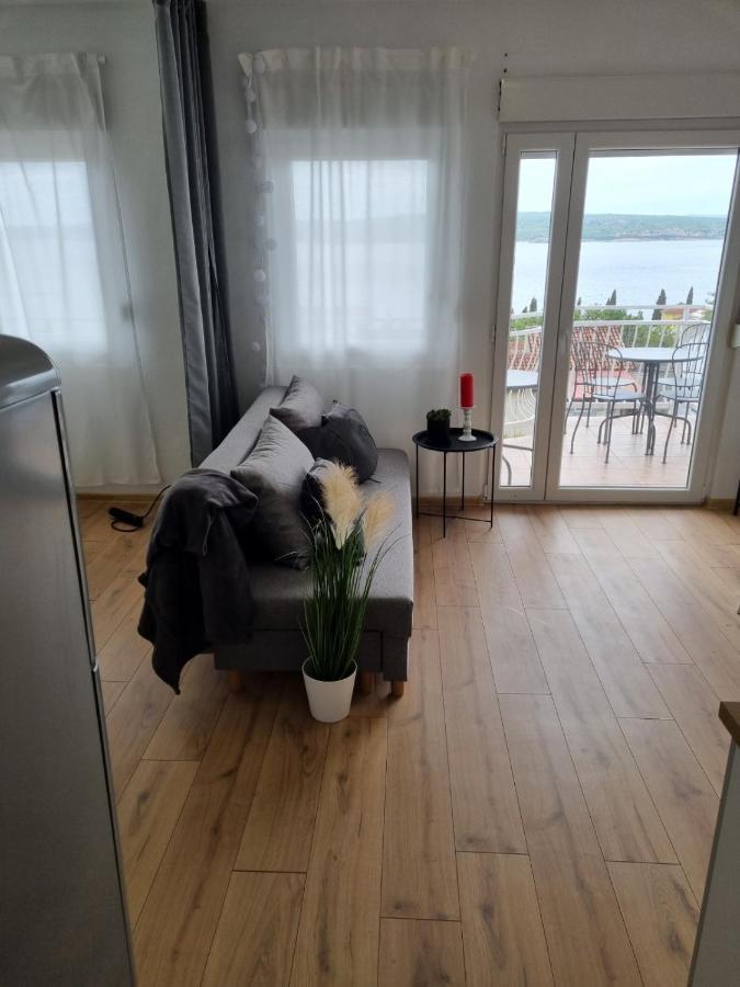 Apartmani Mali Selce Exterior photo